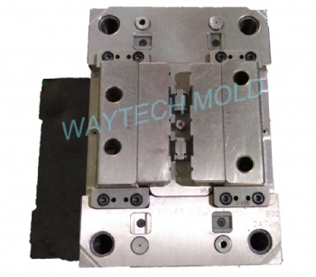 plastic mold for plug